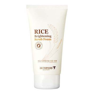 SỮA RỬA MẶT GẠO SKINFOOD RICE BRIGHTENING SCRUB FOAM