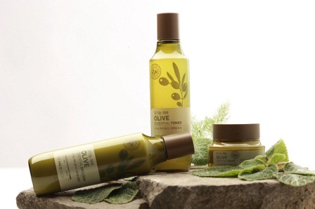 SỮA DƯỠNG ẨM THE FACE SHOP OLIVE ESSENTIAL EMULSION